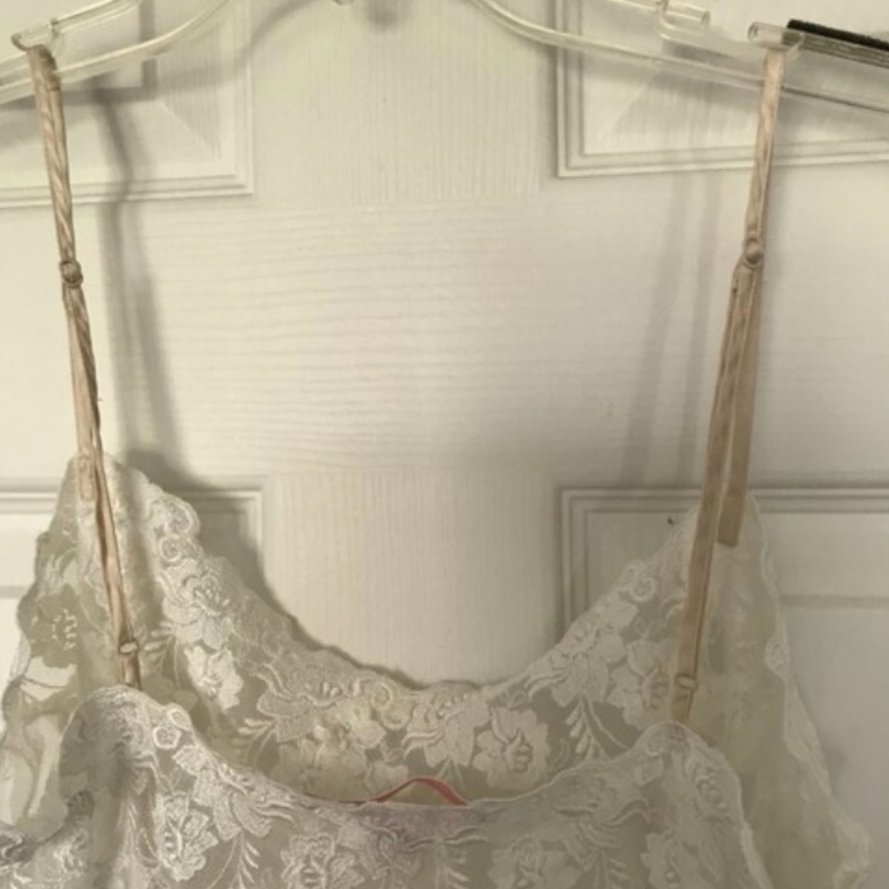 Ivory Victoria Secret Silk & Lace Cami - Picture 2 of 5